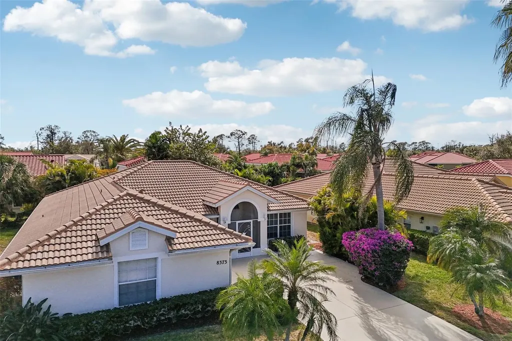 8373 Pondview Lane Englewood FL 34224