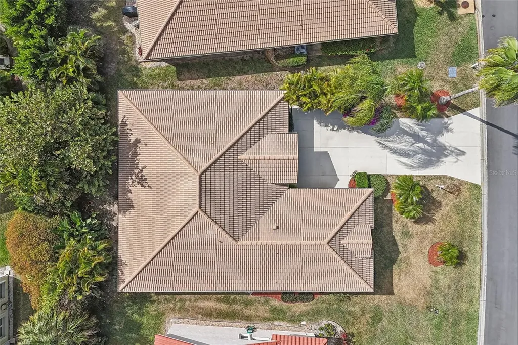 8373 Pondview Lane Englewood FL 34224