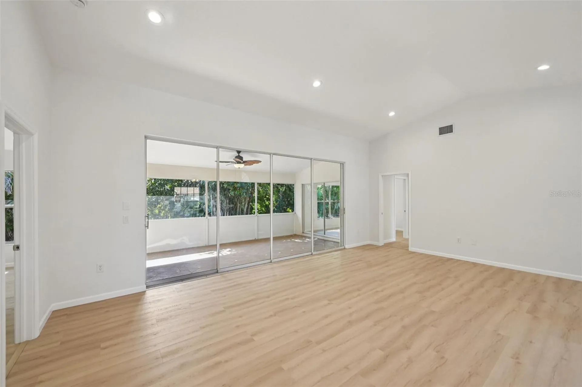 8373 Pondview Lane Englewood FL 34224