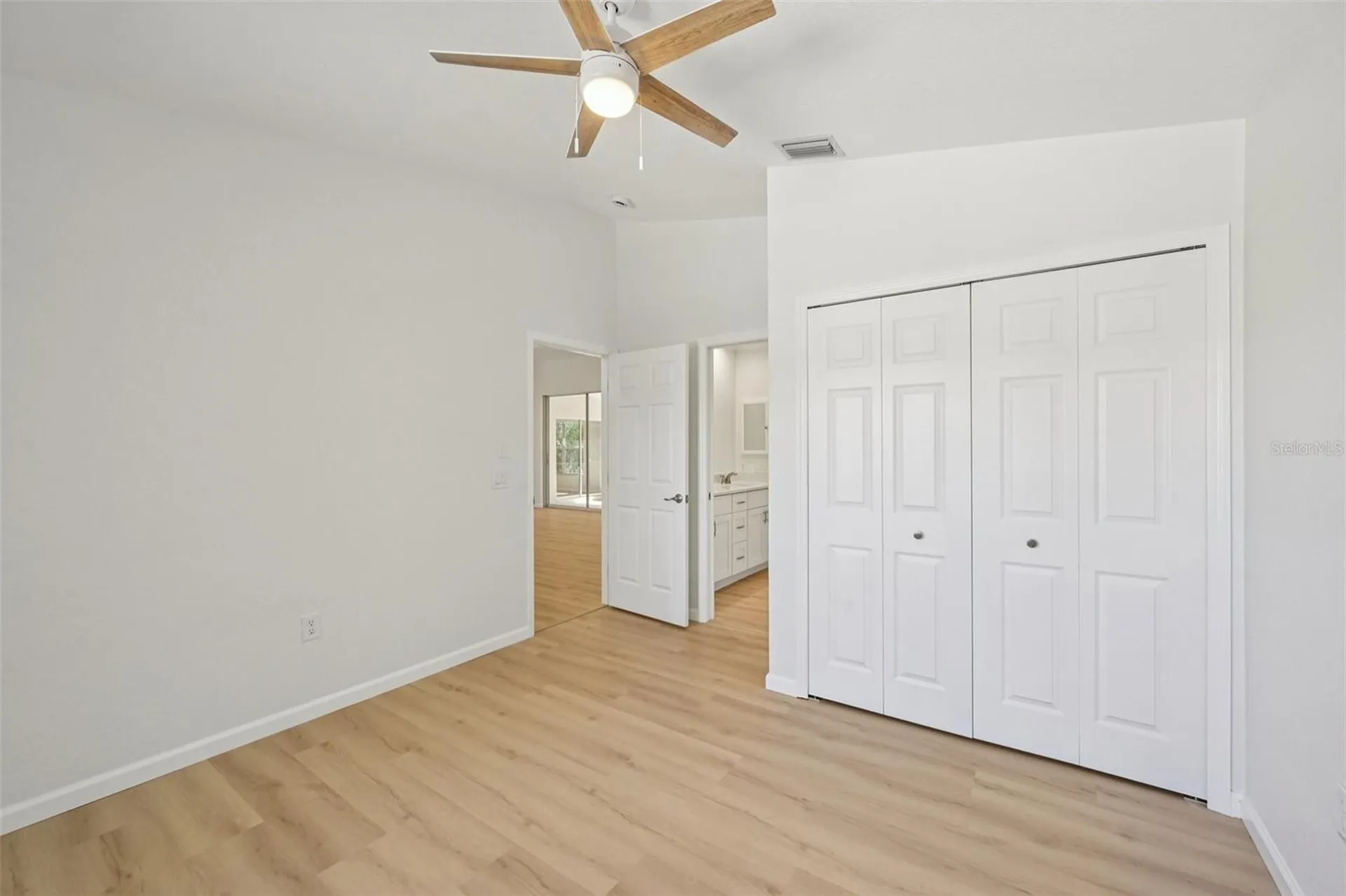 8373 Pondview Lane Englewood FL 34224