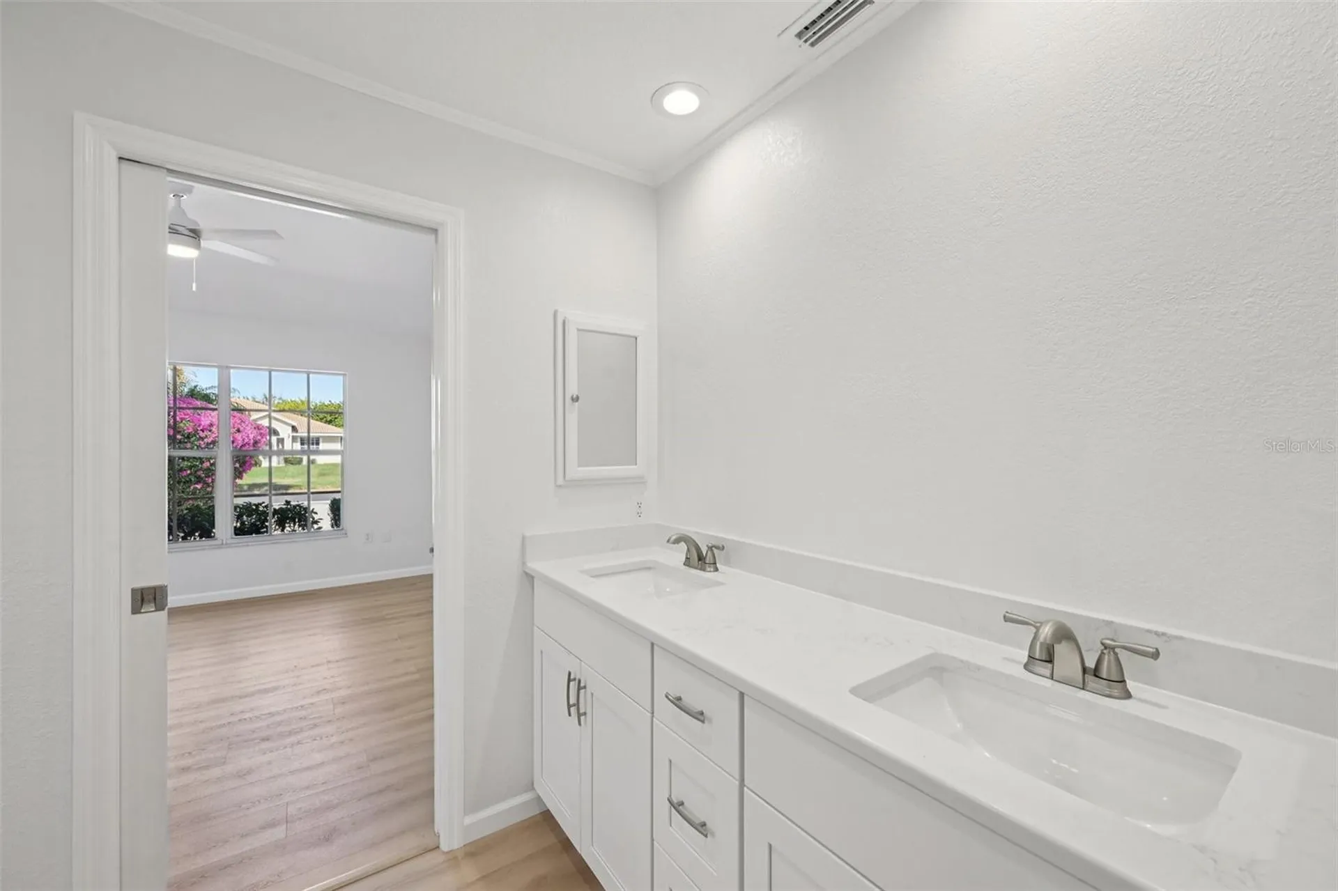 8373 Pondview Lane Englewood FL 34224