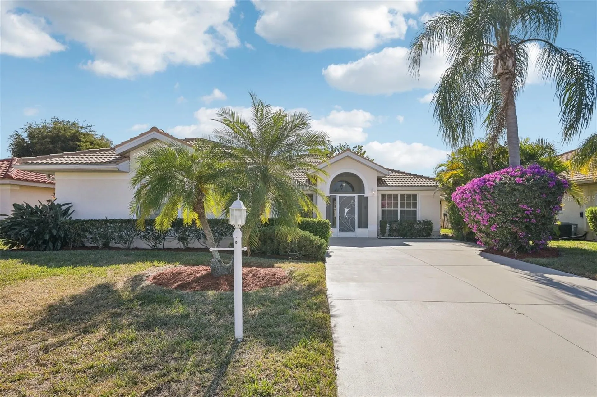 8373 Pondview Lane Englewood FL 34224
