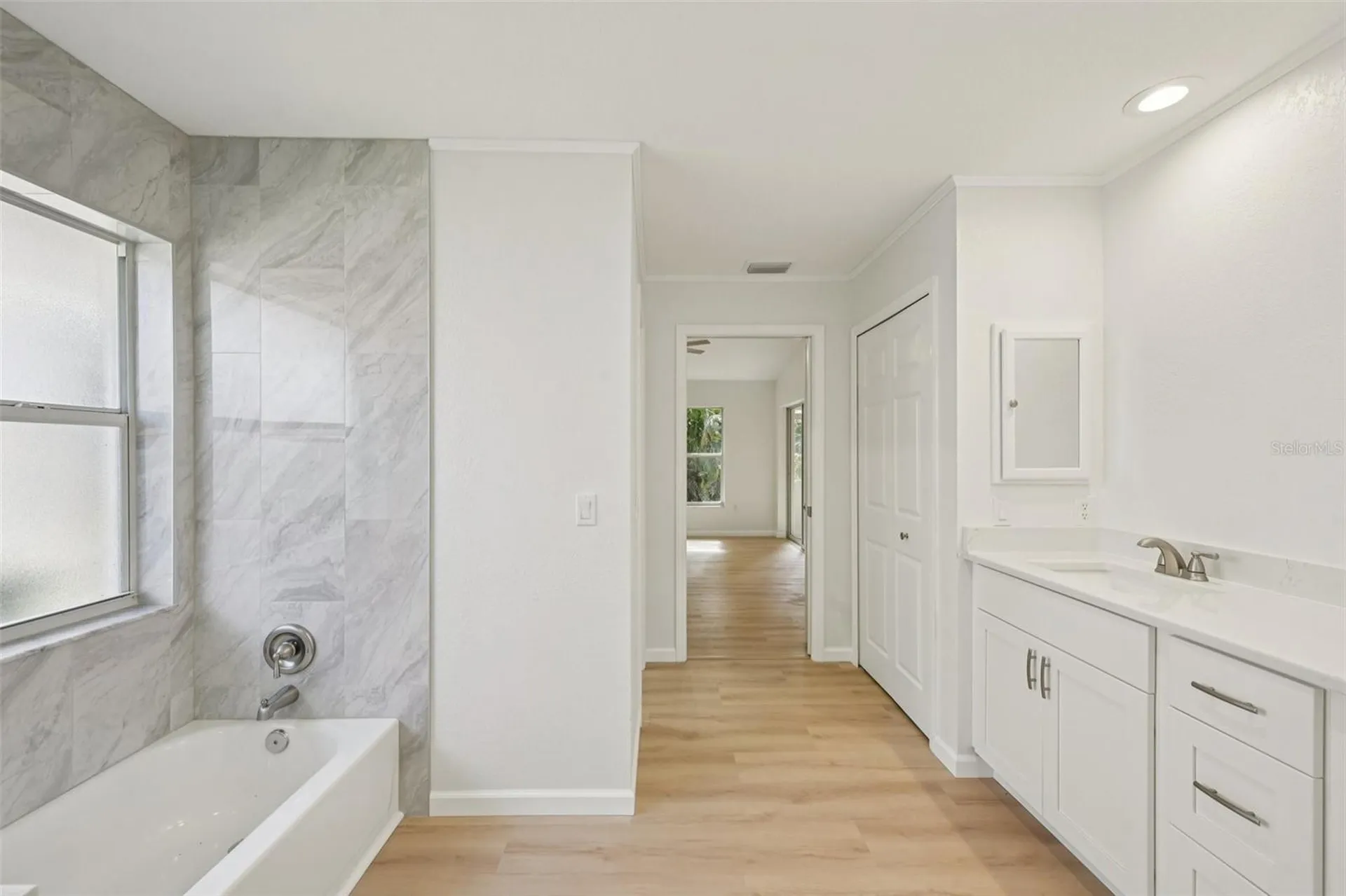 8373 Pondview Lane Englewood FL 34224