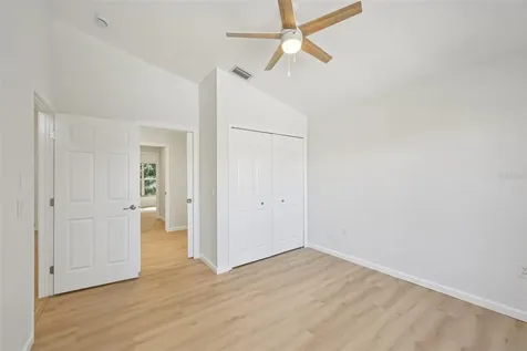 8373 Pondview Lane Englewood FL 34224