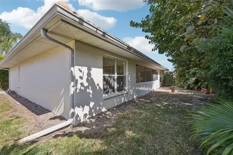 8373 Pondview Lane Englewood FL 34224