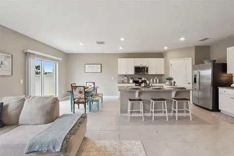 1716 Buckeye Road Road Davenport FL 33837