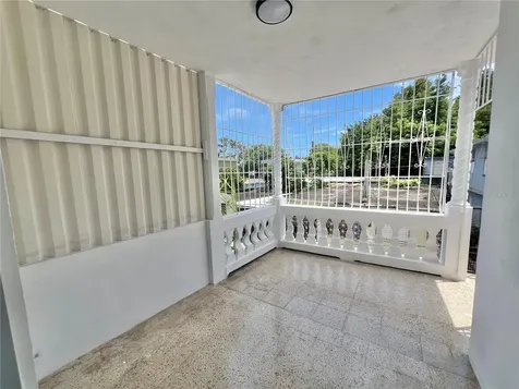 Rosa Street Bo. Coto Sur Sector Miranda Manati PR 00674