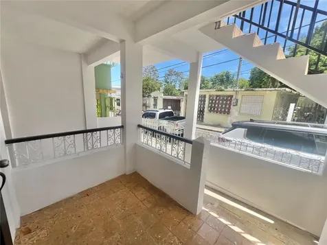 Rosa Street Bo. Coto Sur Sector Miranda Manati PR 00674