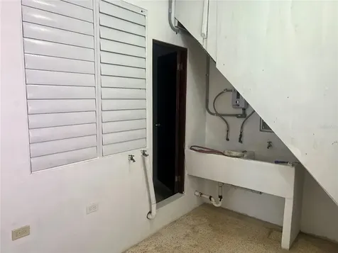 Rosa Street Bo. Coto Sur Sector Miranda Manati PR 00674