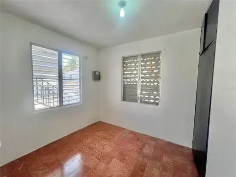 Rosa Street Bo. Coto Sur Sector Miranda Manati PR 00674