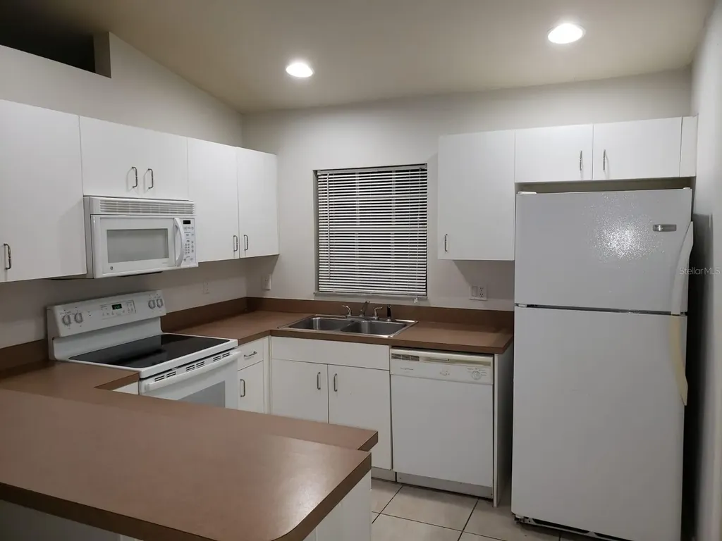 2209/2211 Daniel Avenue N Lehigh Acres FL 33971