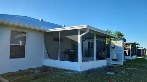 2209/2211 Daniel Avenue N Lehigh Acres FL 33971