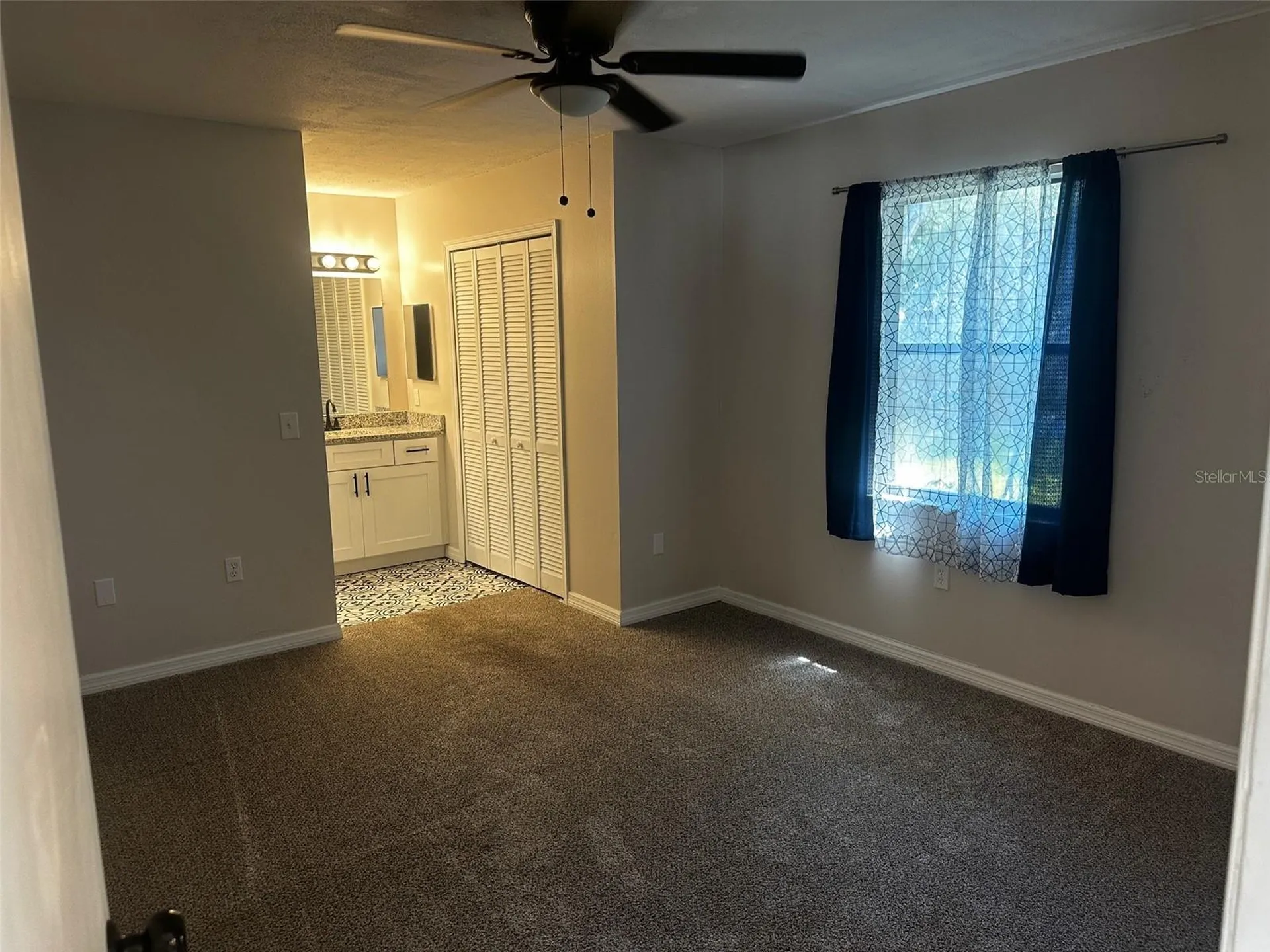 409 Elkin Avenue Deltona FL 32738