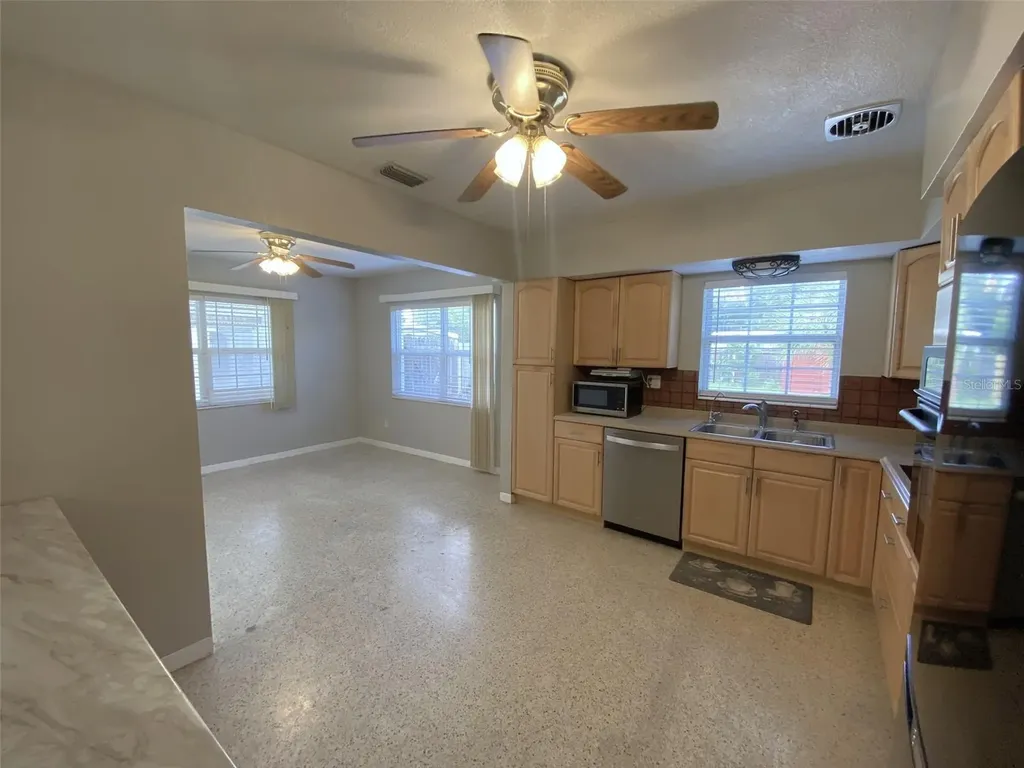 5545 3rd Avenue N St Petersburg FL 33710