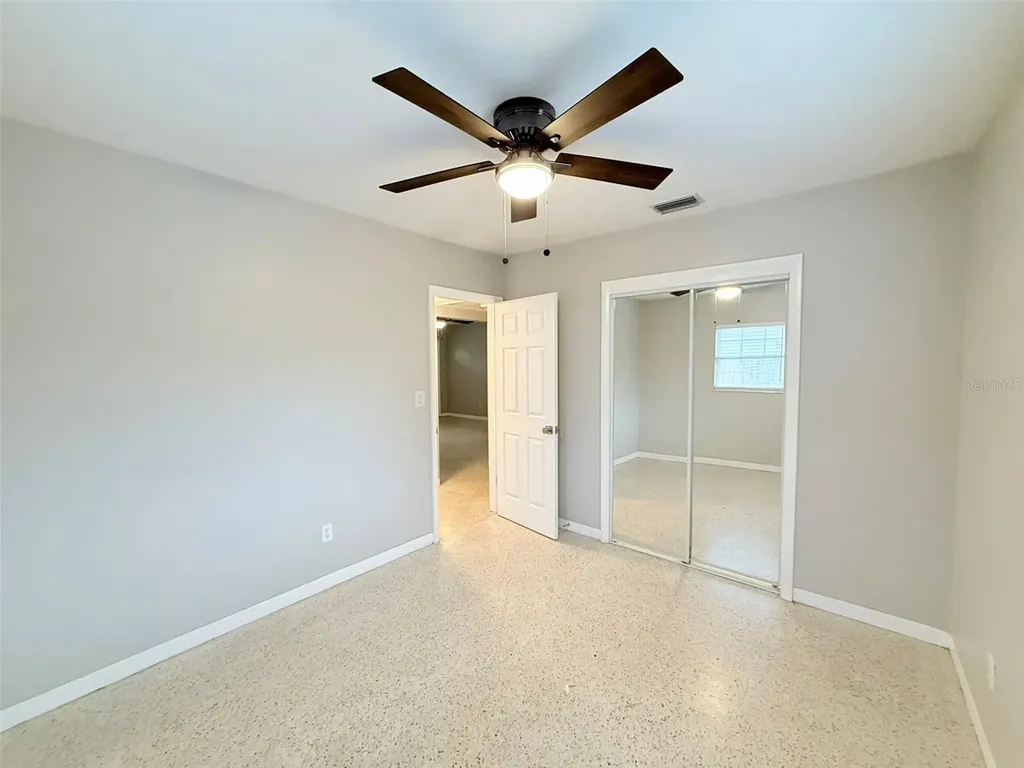 5545 3rd Ave N St Petersburg FL 33710
