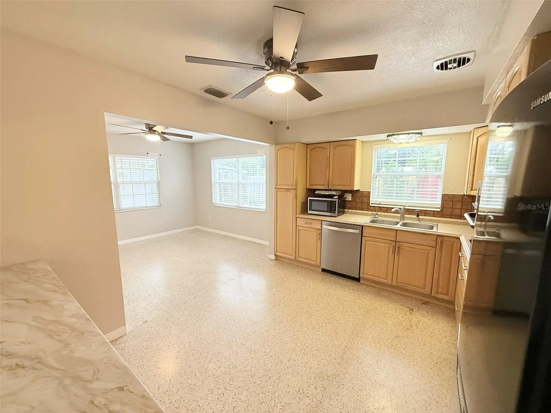5545 3rd Ave N St Petersburg FL 33710