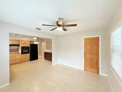 5545 3rd Ave N St Petersburg FL 33710