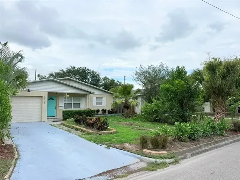 5545 3rd Ave N St Petersburg FL 33710