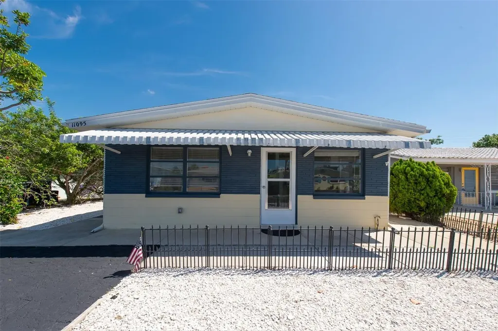 11095 2nd Street E Treasure Island FL 33706