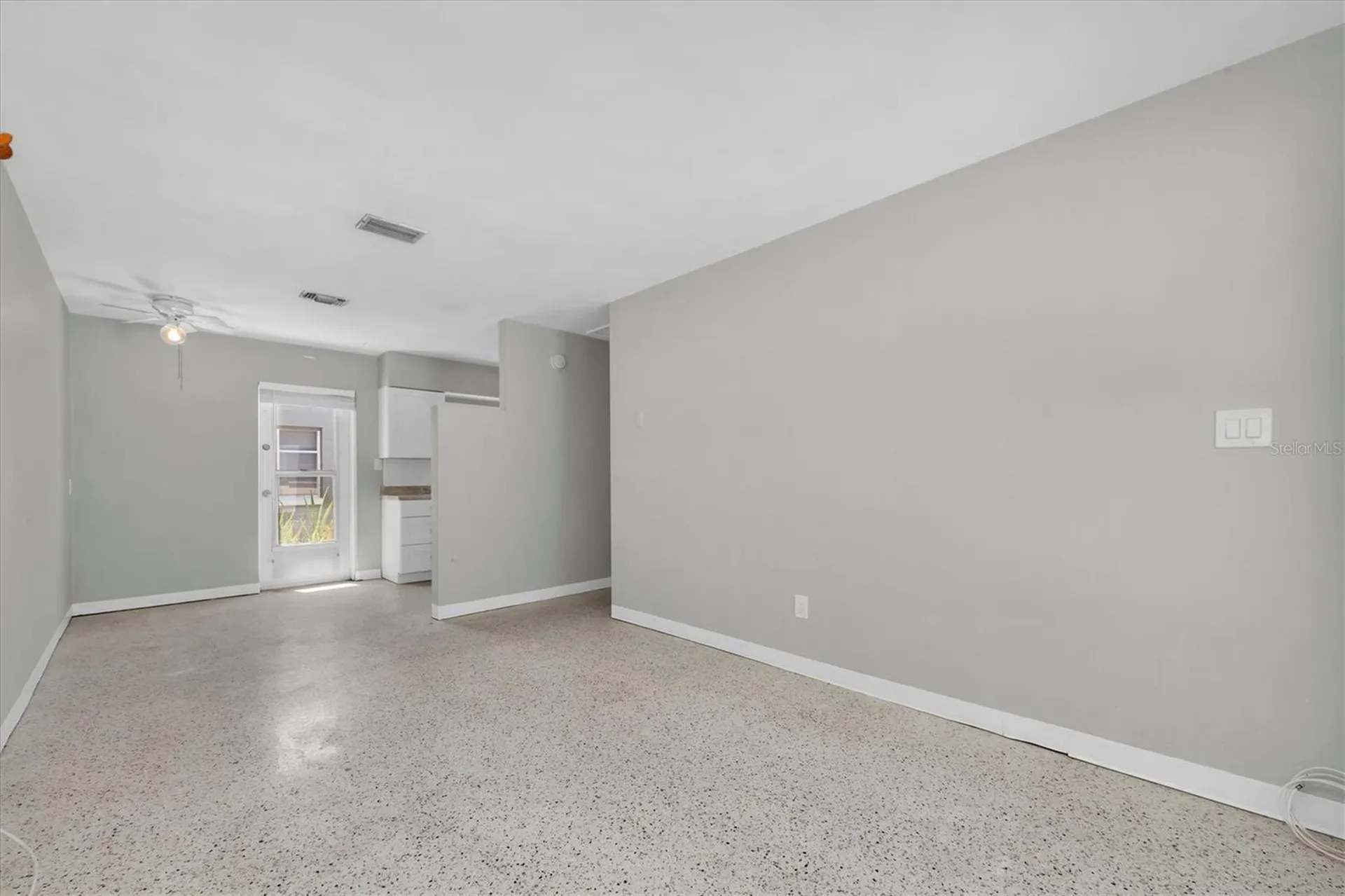 11095 2nd Street E Treasure Island FL 33706