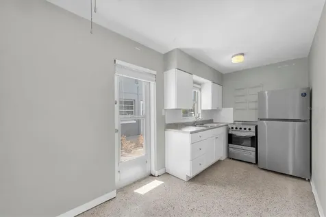 11095 2nd Street E Treasure Island FL 33706