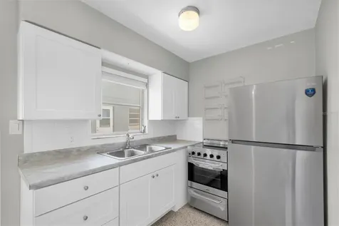 11095 2nd Street E Treasure Island FL 33706
