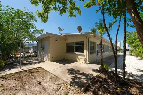 11095 2nd Street E Treasure Island FL 33706