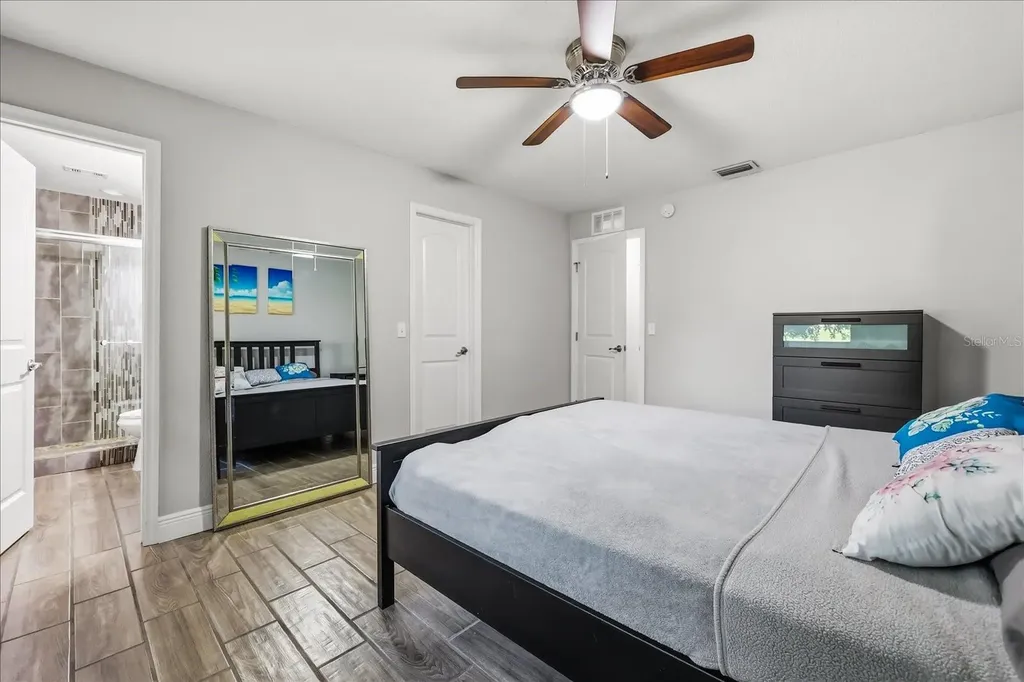 524 E Hillcrest Street Altamonte Springs FL 32701
