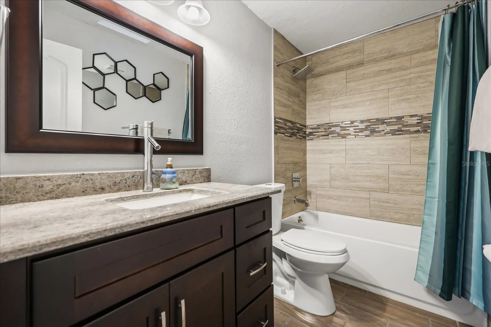524 E Hillcrest Street Altamonte Springs FL 32701