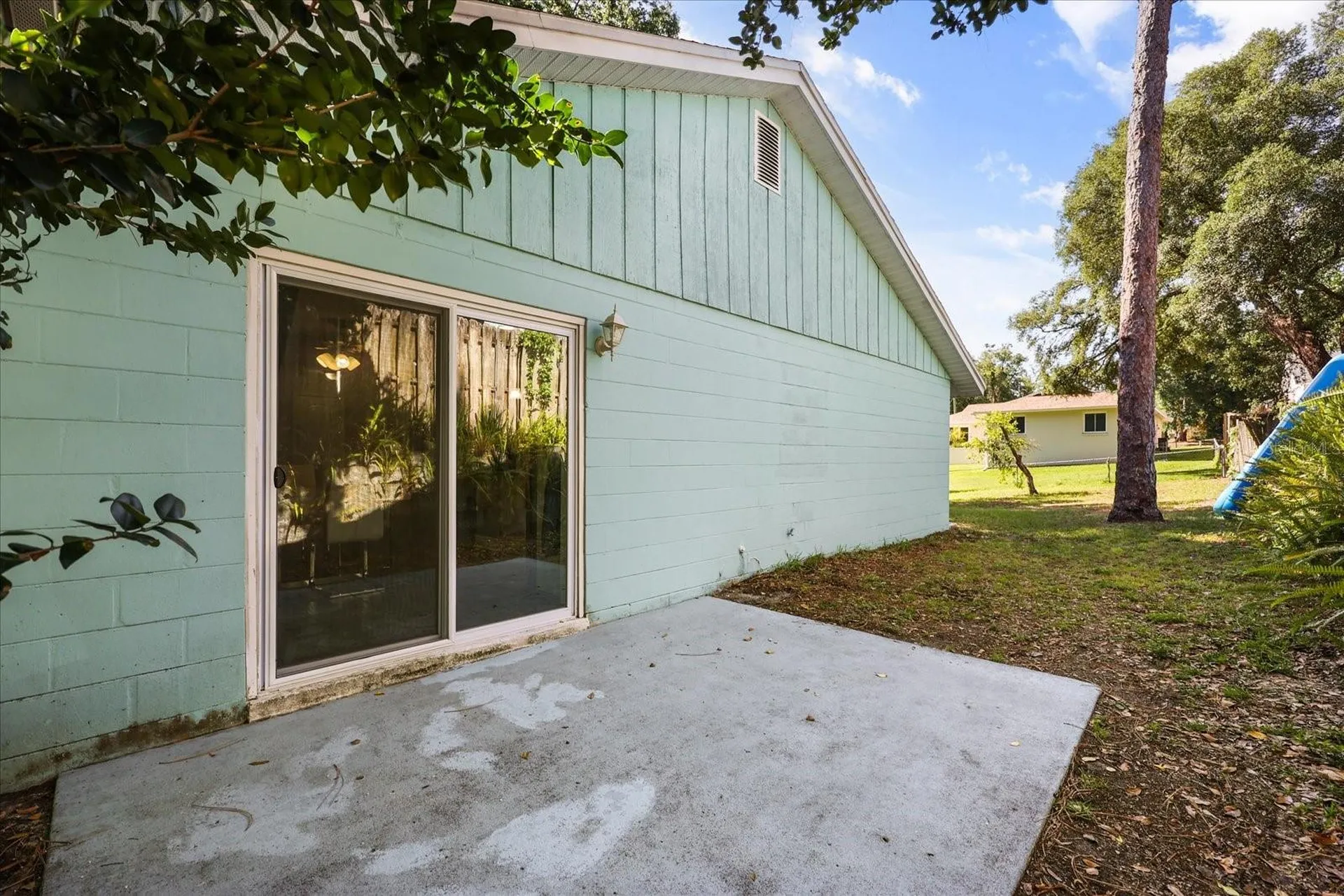 524 E Hillcrest Street Altamonte Springs FL 32701