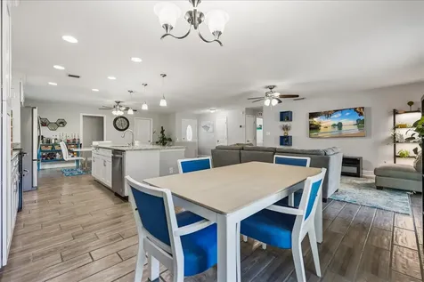 524 E Hillcrest Street Altamonte Springs FL 32701