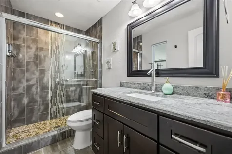 524 E Hillcrest Street Altamonte Springs FL 32701