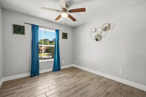 524 E Hillcrest Street Altamonte Springs FL 32701