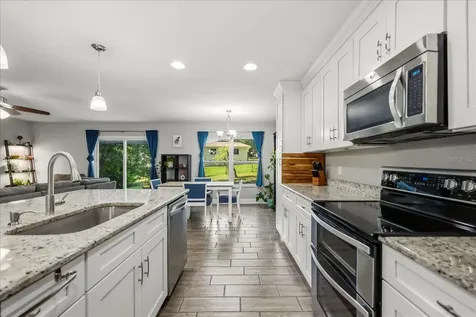 524 E Hillcrest Street Altamonte Springs FL 32701