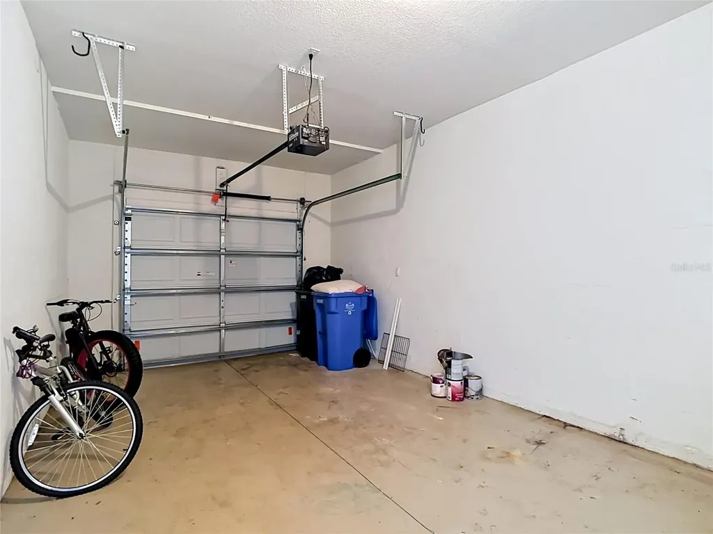 9502 W Park Village Drive Tampa FL 33626