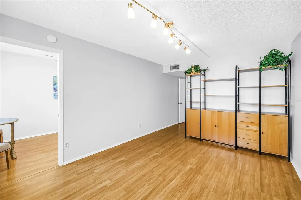 4720 Locust Street NE St Petersburg FL 33703