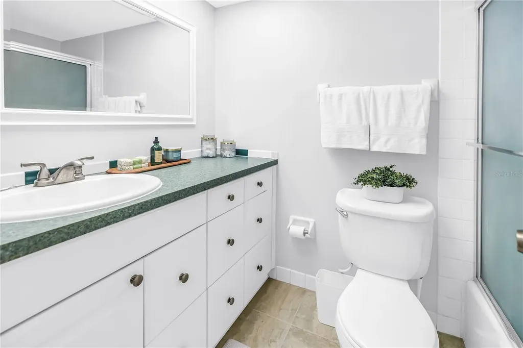 4720 Locust Street NE St Petersburg FL 33703