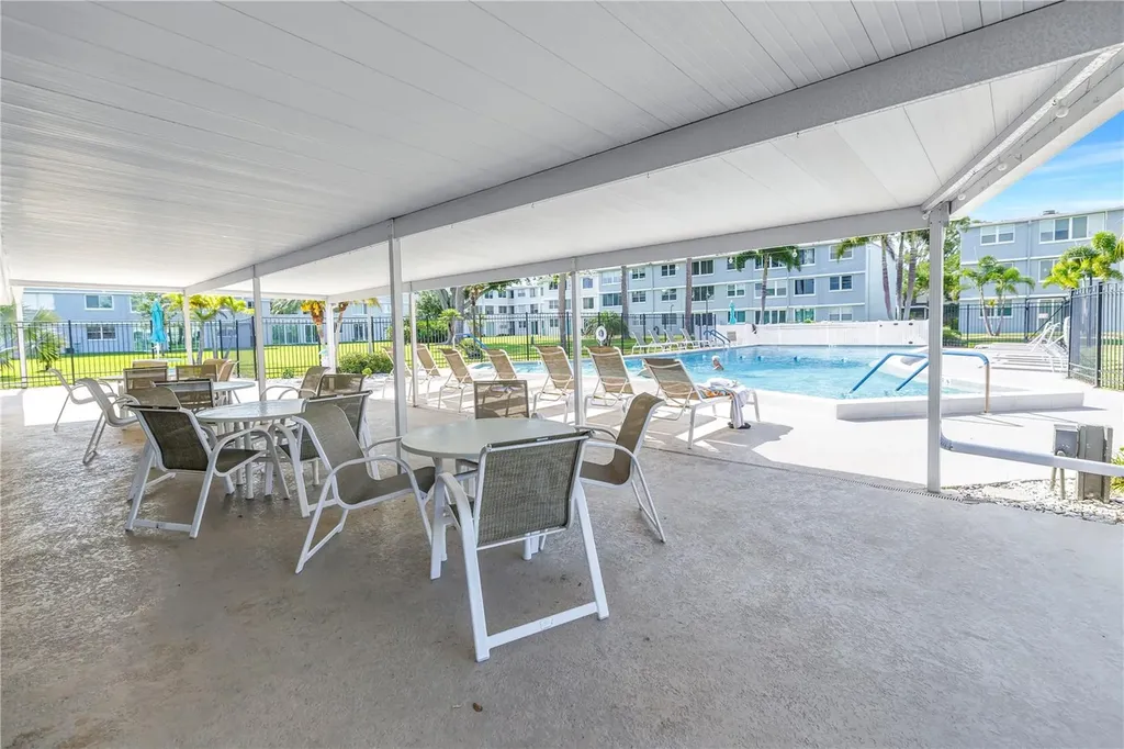 4720 Locust Street NE St Petersburg FL 33703