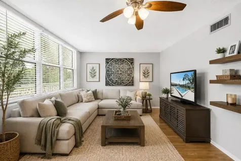 4720 Locust Street NE St Petersburg FL 33703