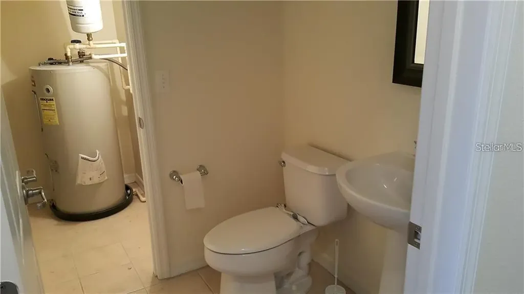 3909 45th Terrace W Bradenton FL 34210