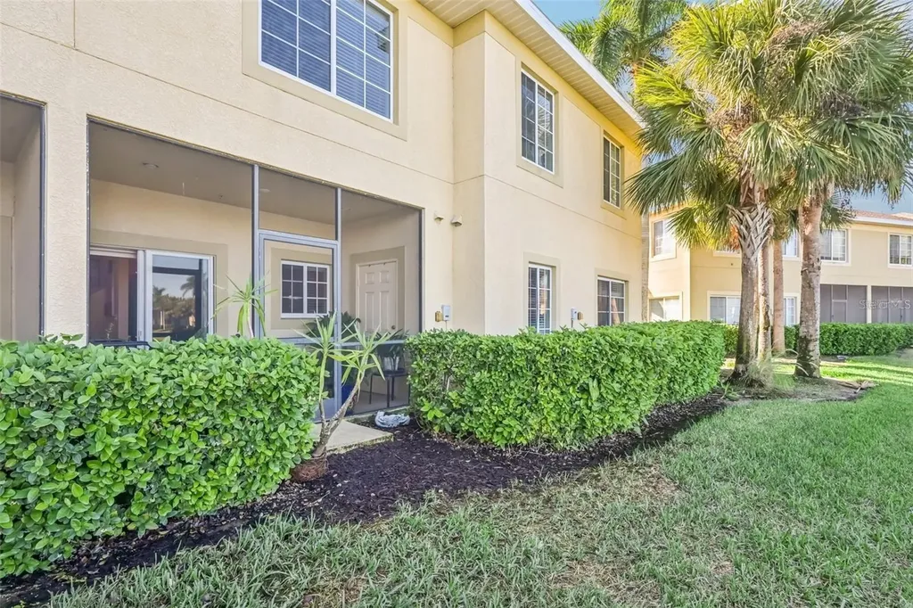 3909 45th Terrace W Bradenton FL 34210