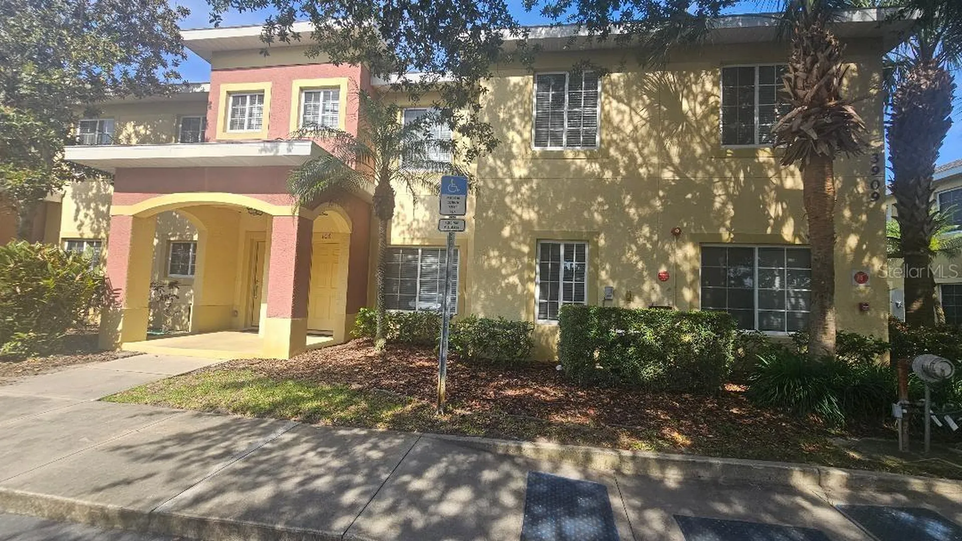 3909 45th Terrace W Bradenton FL 34210