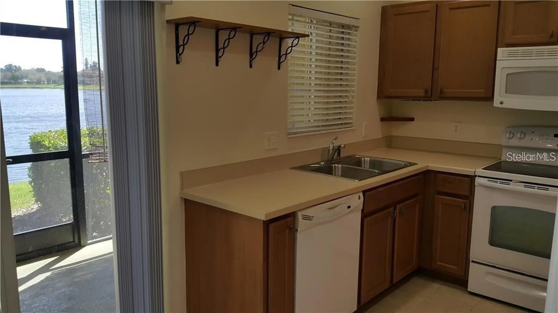3909 45th Terrace W Bradenton FL 34210