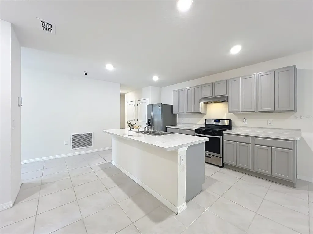20029 Royal Tern Court Leesburg FL 34748