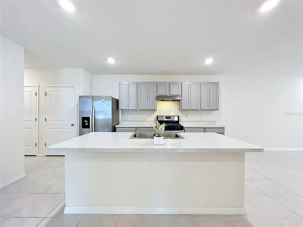 20029 Royal Tern Court Leesburg FL 34748
