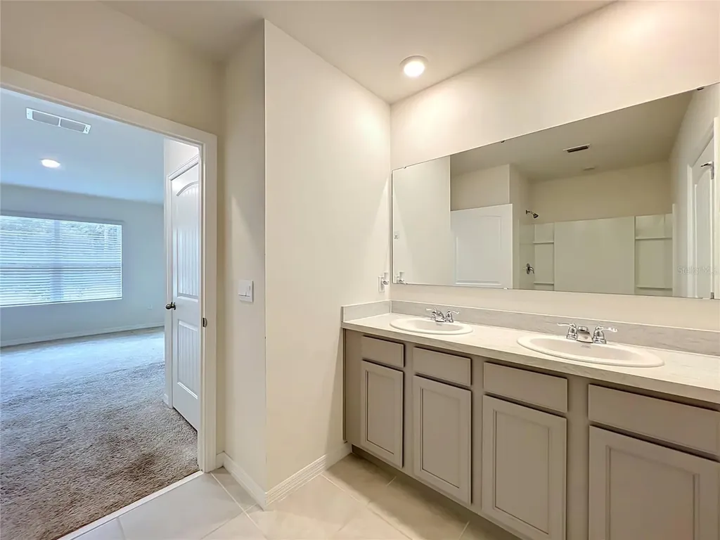 20029 Royal Tern Court Leesburg FL 34748
