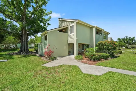 13507 Palmwood Lane Tampa FL 33618