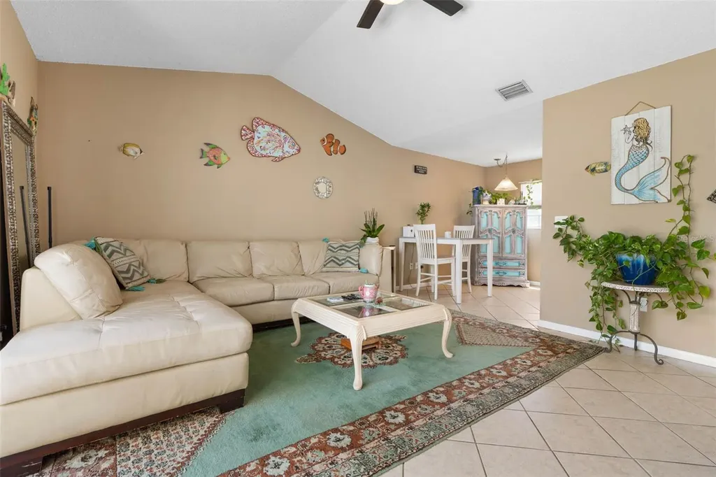1 Crystal Way Palm Coast FL 32137
