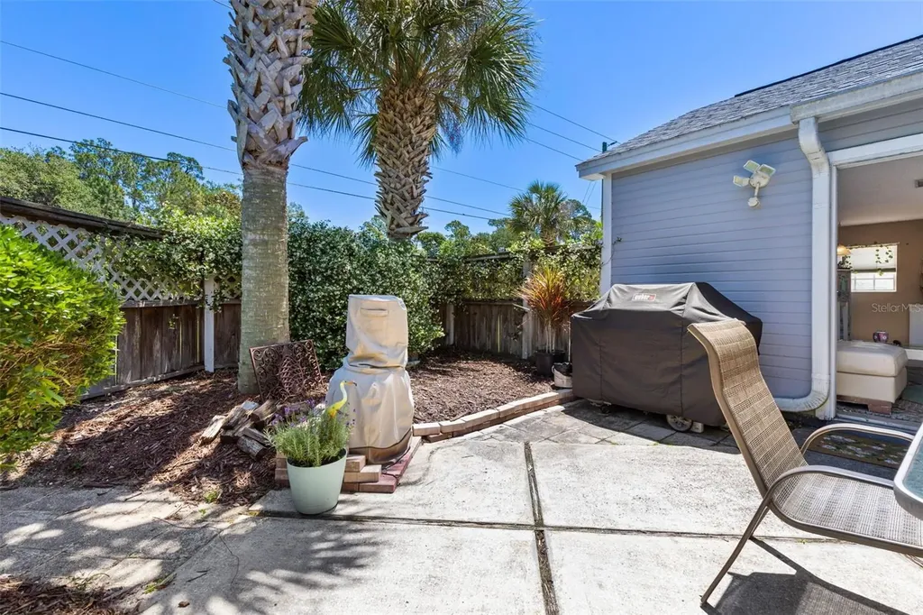1 Crystal Way Palm Coast FL 32137