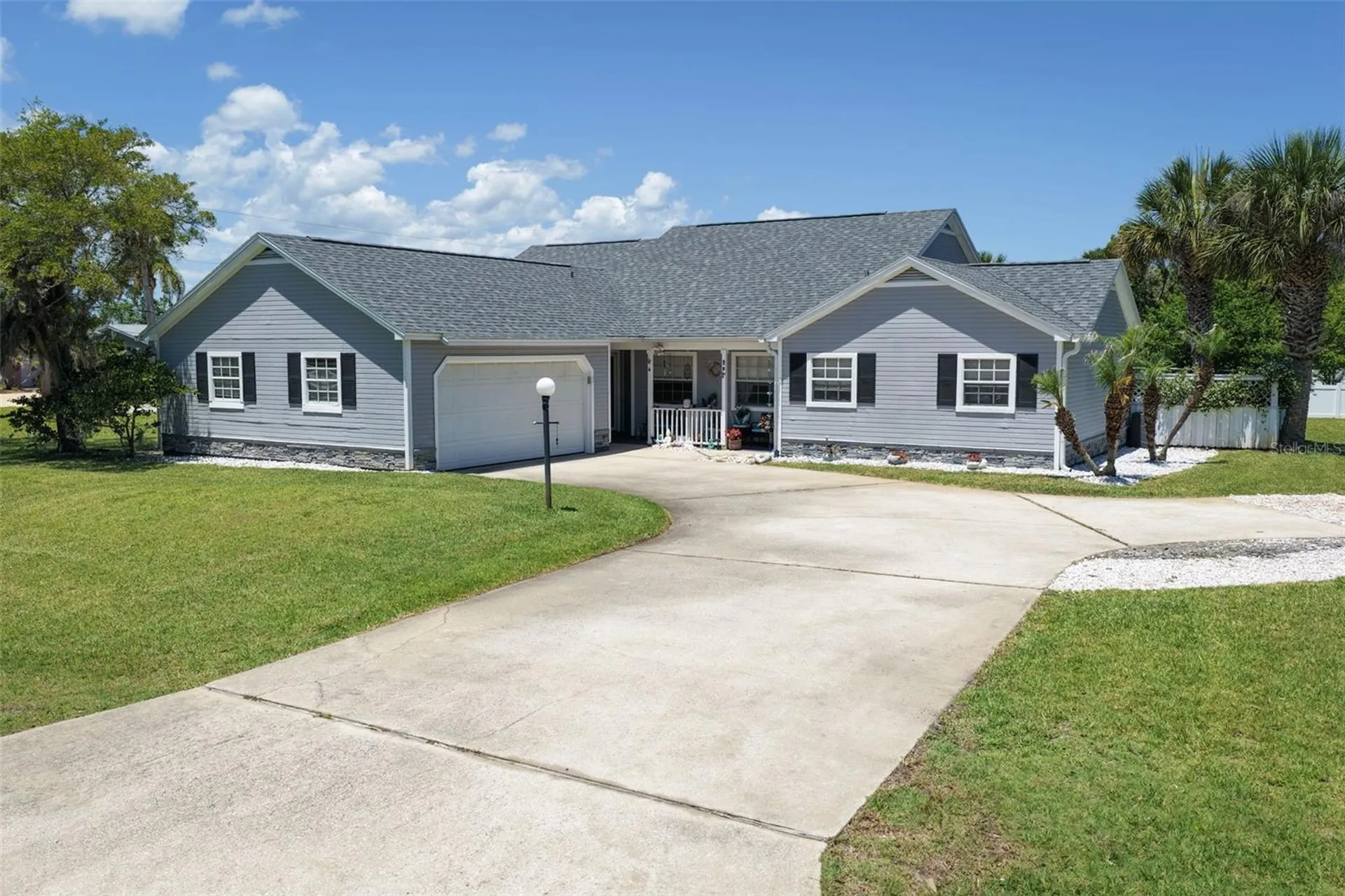 1 Crystal Way Palm Coast FL 32137
